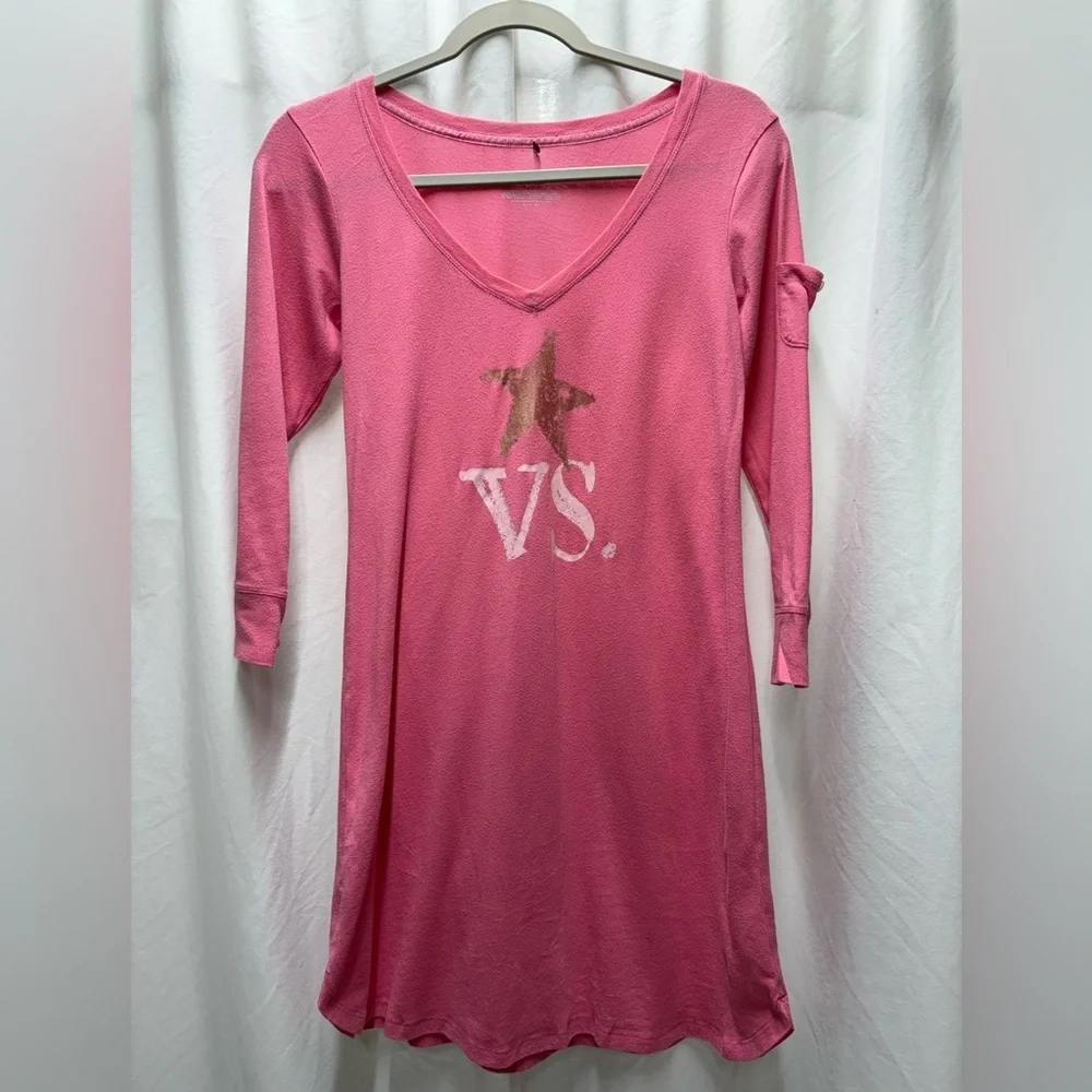 Victoria's Secret women's XS pink night gown / sleep shirt